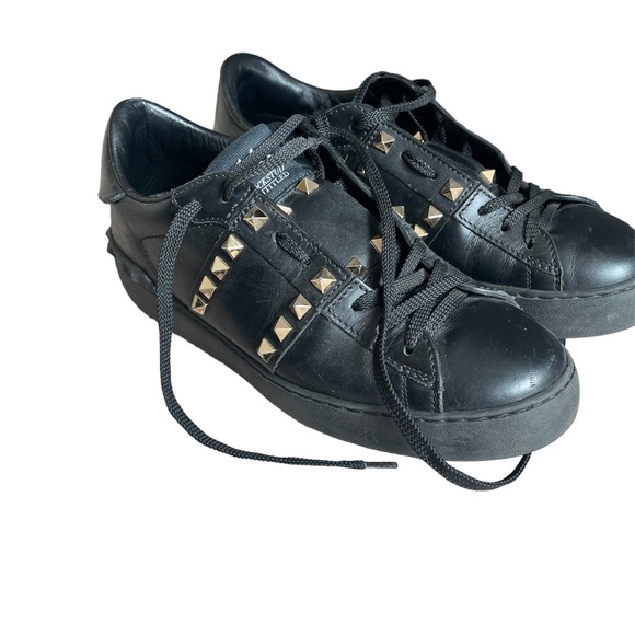 Valentino Sneakers - Picture 2 of 5